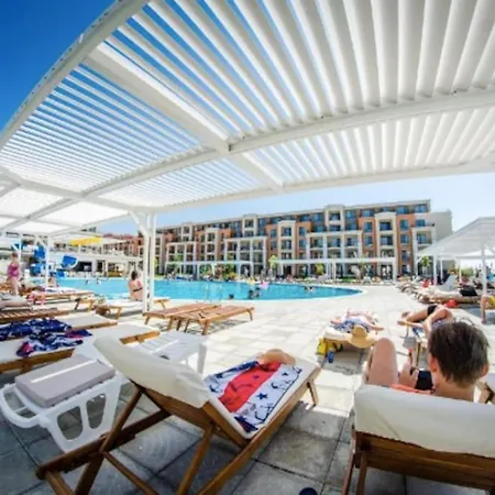 Premier On Seafront *