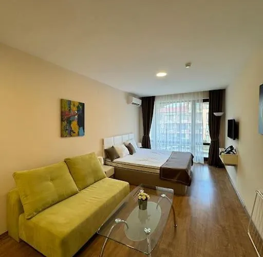 Premier On Seafront Apartament *