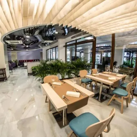 Premier On Seafront Apartment Sveti Vlas