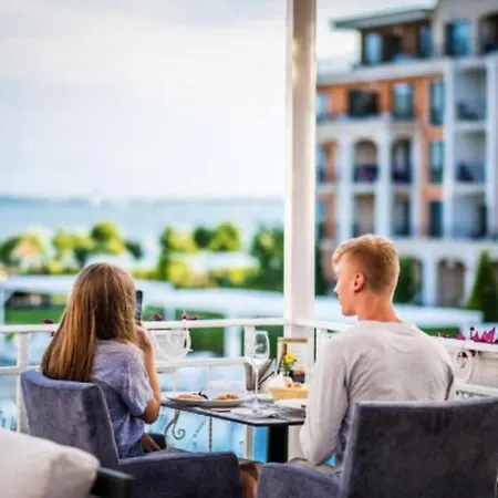 Apartment Premier On Seafront *