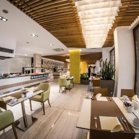 Premier On Seafront Apartment Sveti Vlas