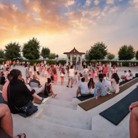 Premier On Seafront Apartment