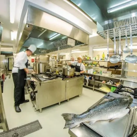 Apartment Premier On Seafront *