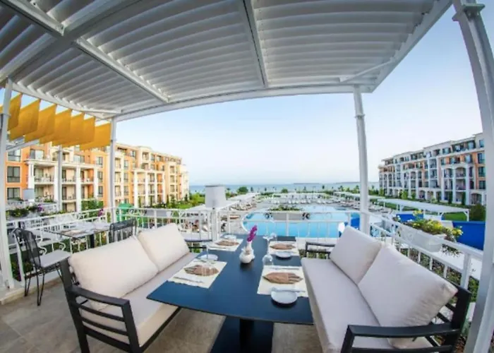 Premier On Seafront Apartamento *